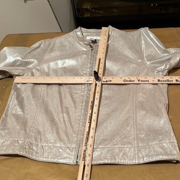 Newport News size 14 silver metallic leather jacket lined mandarin collar - Picture 12 of 14
